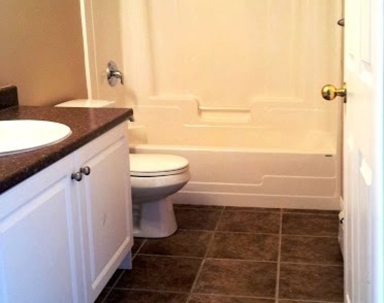 45 Woodhaven Close, Dartmouth, Nova Scotia B2W 6P9 Canada