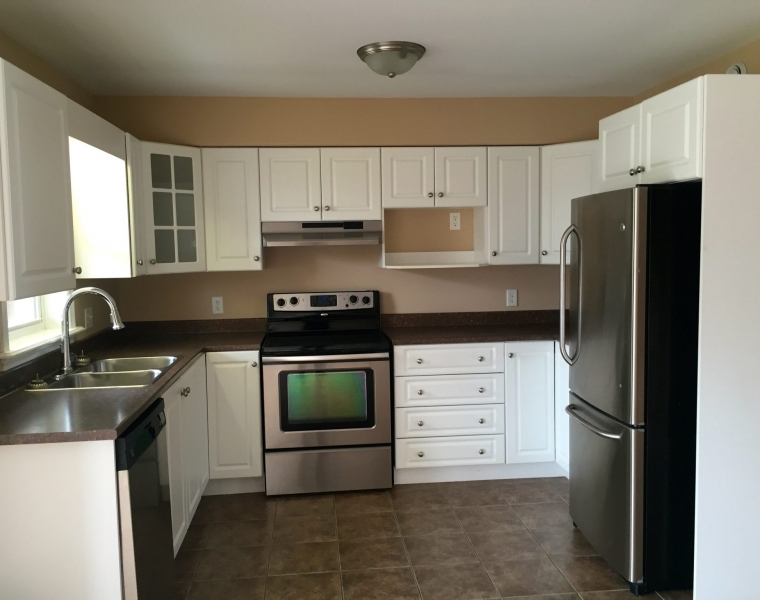 45 Woodhaven Close, Dartmouth, Nova Scotia B2W 6P9 Canada