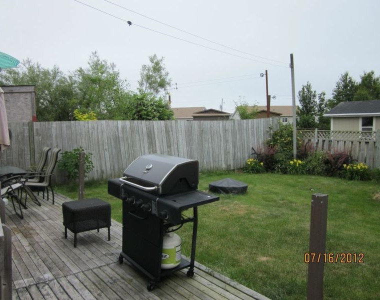 59 Chater Street, Eastern Passage, Nova Scotia B3G 1N8 Canada