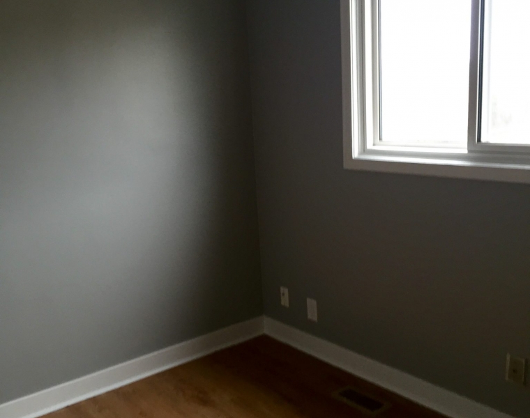 Main Floor/4 Rodney Road, Dartmouth, Nova Scotia B2Y 3V4 Canada