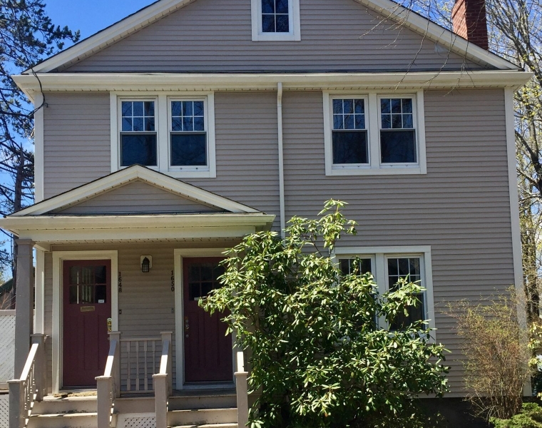 1648  Larch Street, Halifax, Nova Scotia B3H 3X1 Canada