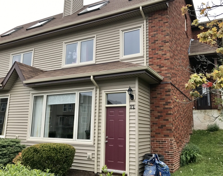 12/73 Collins Grove, Dartmouth, Nova Scotia B2W 4G3 Canada