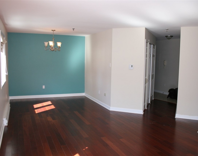 206/225 Ross Street, Halifax, Nova Scotia B3M 3Z3 Canada