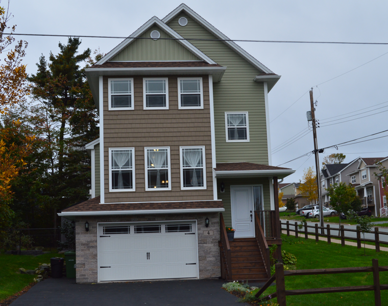 4 Viridian Drive, Dartmouth, Nova Scotia B3A 0B9 Canada