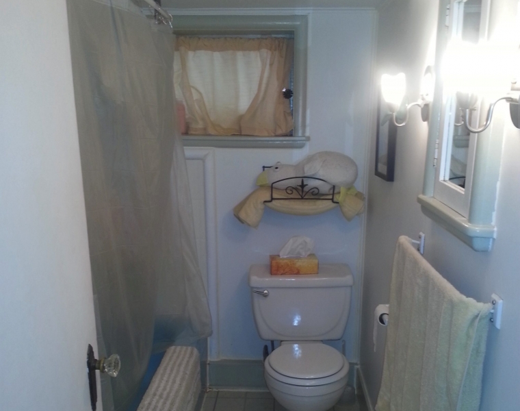 Bsmt/2686 Gladstone Street, Halifax, Nova Scotia B3K 1S4 Canada