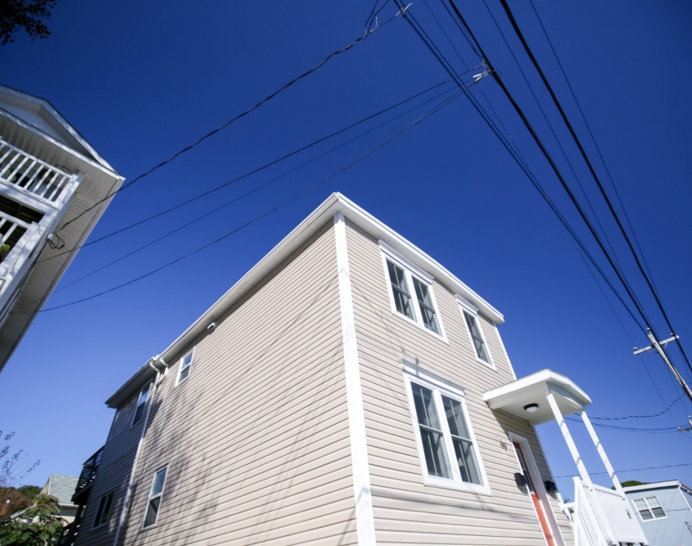 B/69 Rose Street, Dartmouth, Nova Scoita B3A 2T8 Canada