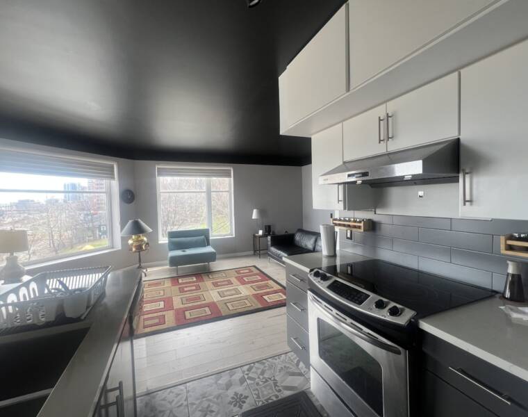 201/5221 Nora Bernard Street, Halifax, Nova Scotia B3K 0B6 Canada
