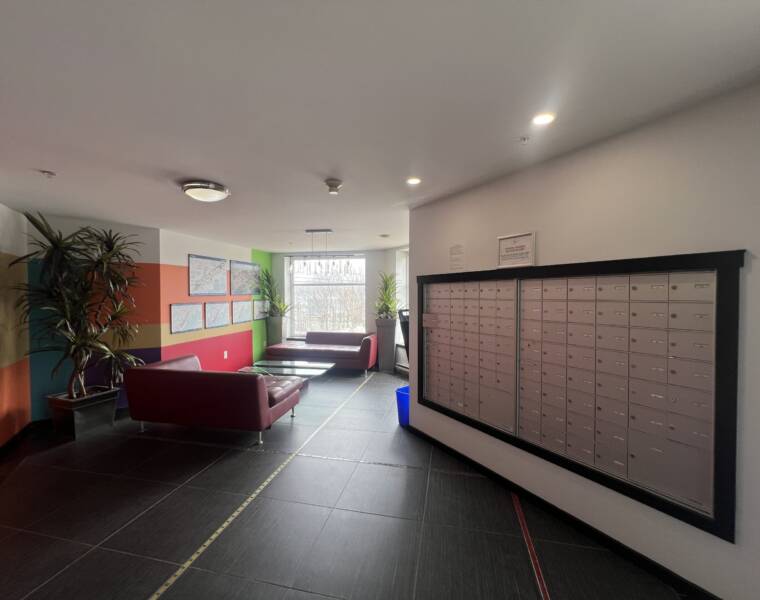 201/5221 Nora Bernard Street, Halifax, Nova Scotia B3K 0B6 Canada