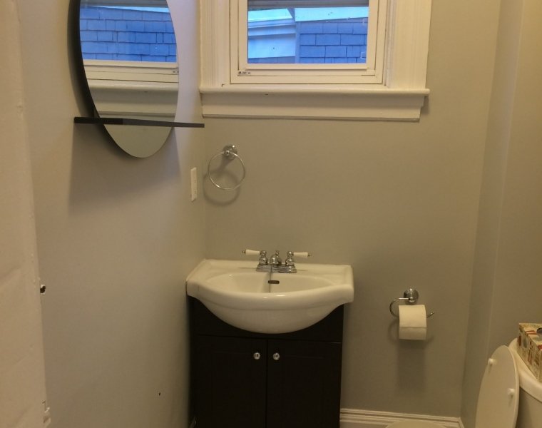 Upper/6091 Compton Avenue, Halifax, Nova Scotia B3K 1E8 Canada