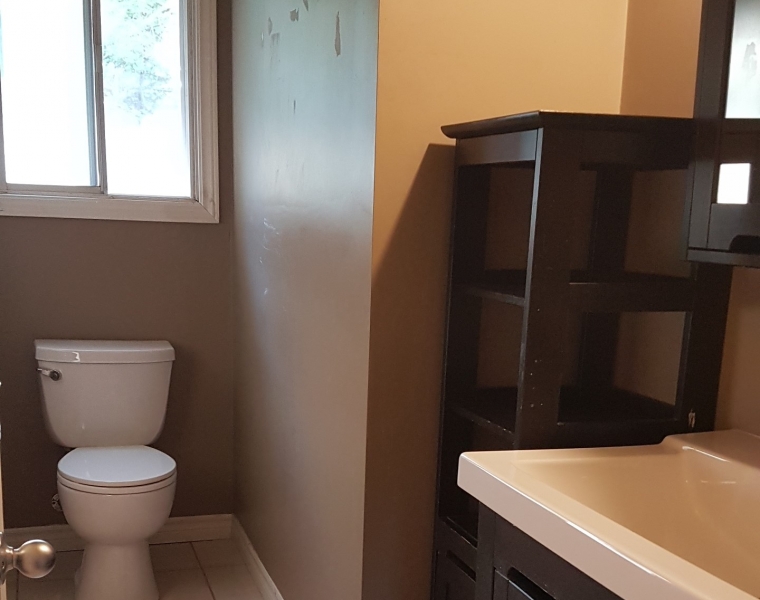 52 Pope Crescent, Lower Sackville, Nova Scotia B4C 2A5 Canada