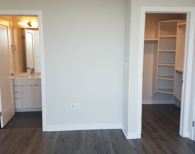 1109/31 Kings Wharf Place, Dartmouth, Nova Scotia B2Y 0C1 Canada