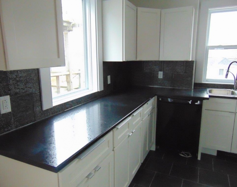 61 Fairbanks Street, Dartmouth, Nova Scotia B3A 1C2 Canada