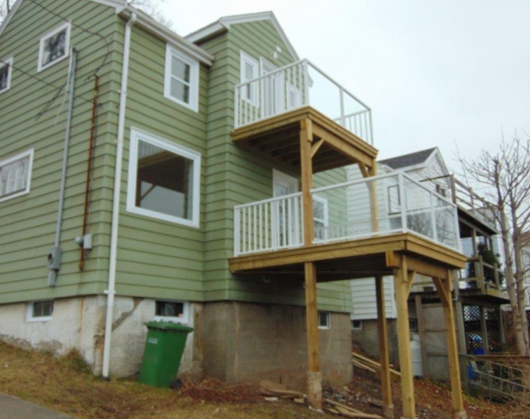 61 Fairbanks Street, Dartmouth, Nova Scotia B3A 1C2 Canada