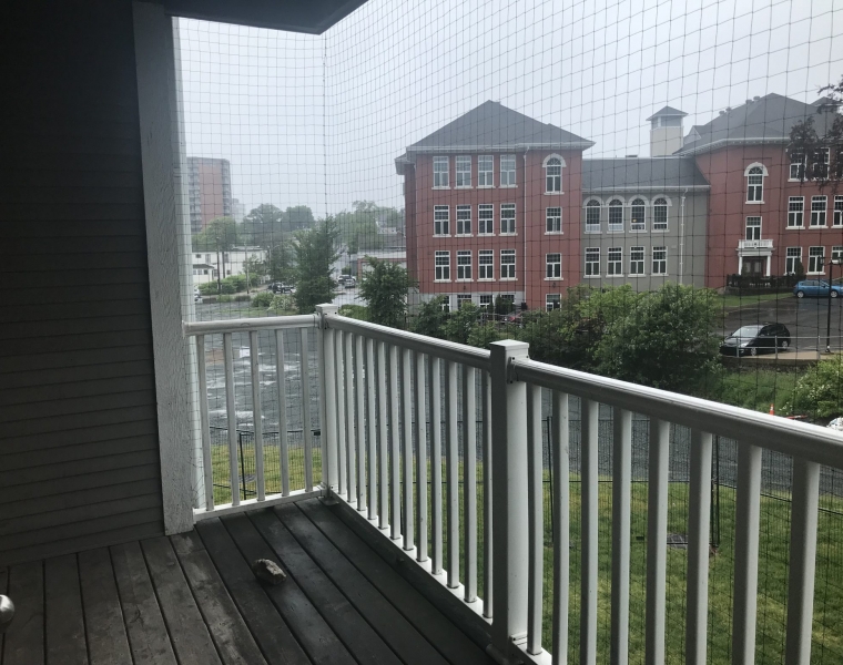 206/162 Ochterloney Street, Dartmouth, Nova Scotia B2Y 4X3 Canada