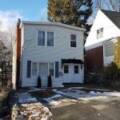 17 MacKay Street, Dartmouth, Nova Scotia B2Y 1R3 Canada