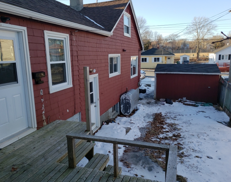 Back/20 Rufus Avenue, Halifax, Nova Scotia B3N 2L5 Canada