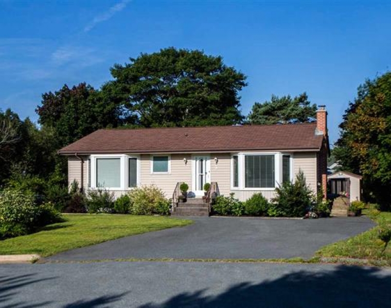3 Wanda Lane, Dartmouth, Nova Scotia B2W 3G4 Canada