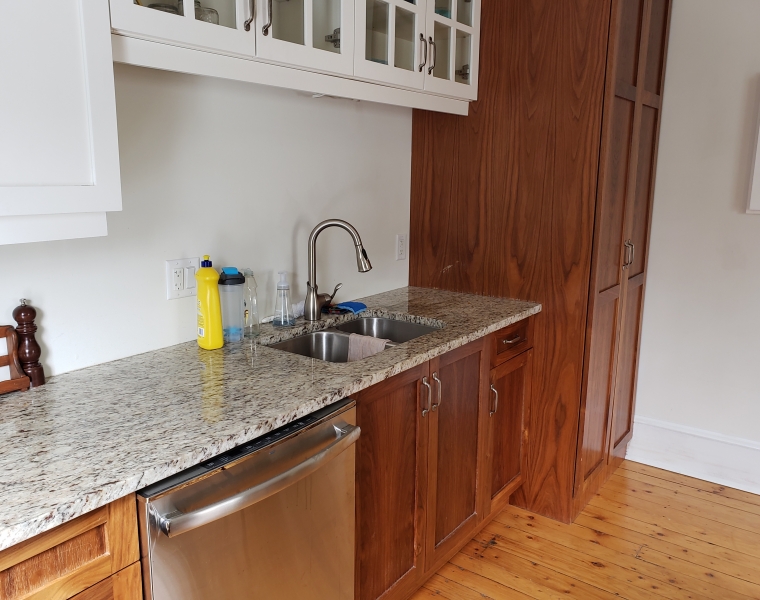 Upper/1822 Robie Street, Halifax, Nova Scotia B3H 3G3 Canada
