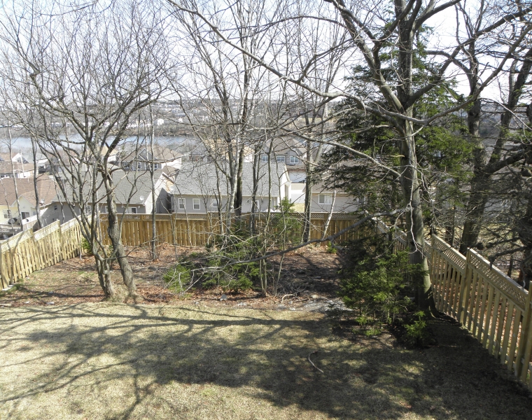 177 Lindenwood Terrace, Dartmouth, Nova Scotia B2W 0G5 Canada