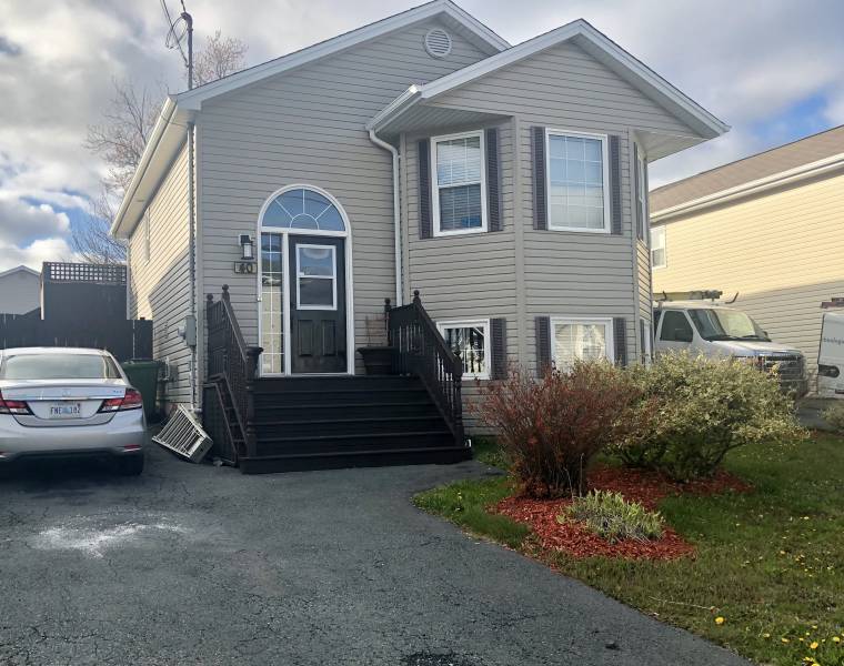 40 Vicky Crescent, Eastern Passage, Nova Scotia B3G 1T4 Canada