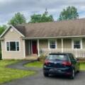 114 Oaks Road, Fall River, Nova Scotia B2T 1J5 Canada