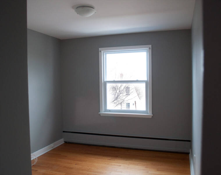 10/10 Mitchell St, Dartmouth, Nova Scotia B3A 3C9 Canada