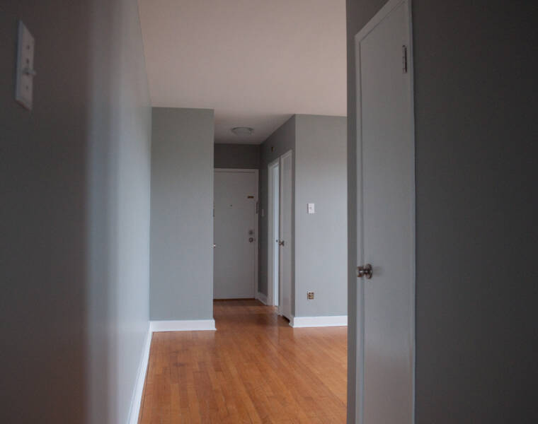 10/10 Mitchell St, Dartmouth, Nova Scotia B3A 3C9 Canada