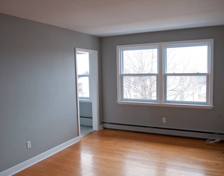 10/10 Mitchell St, Dartmouth, Nova Scotia B3A 3C9 Canada