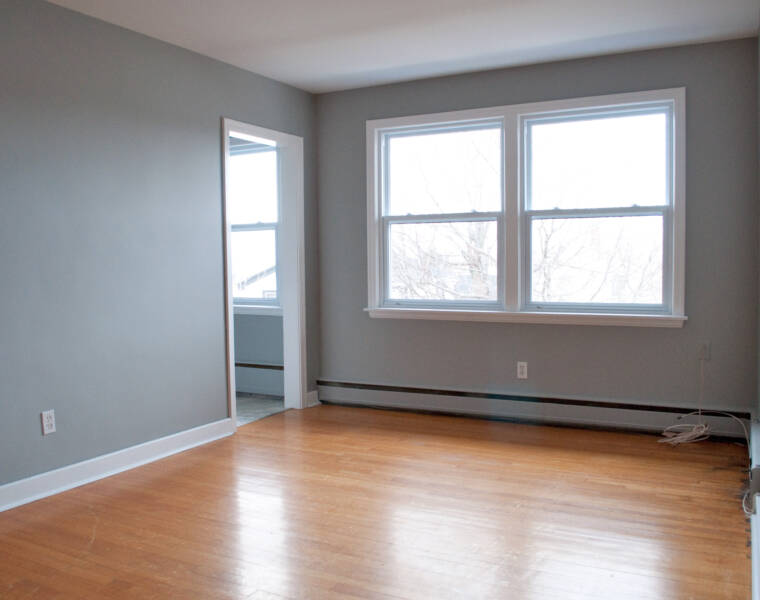 10/10 Mitchell St, Dartmouth, Nova Scotia B3A 3C9 Canada