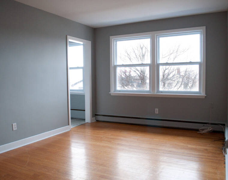 10/10 Mitchell St, Dartmouth, Nova Scotia B3A 3C9 Canada