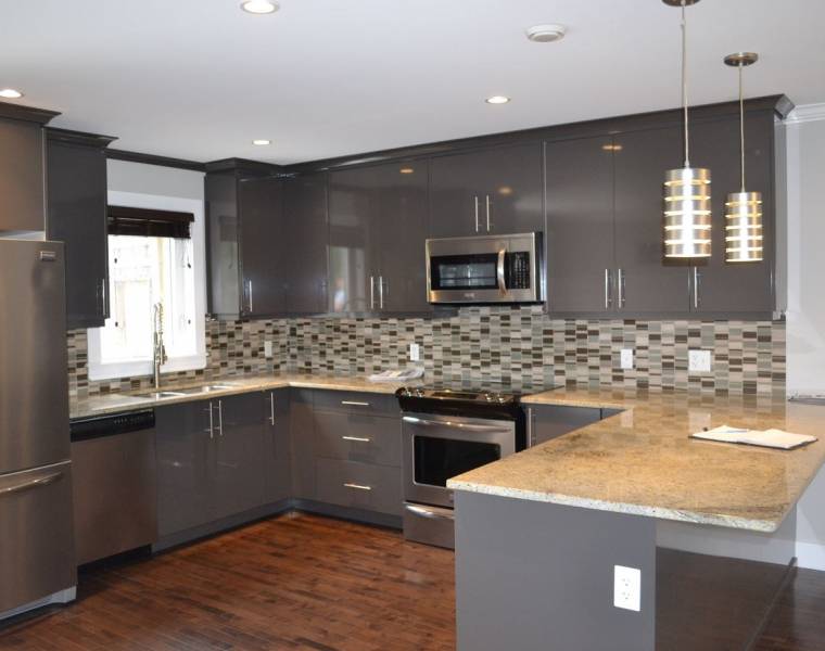 34 Chelmsford Place, Halifax, Nova Scotia B3M 4R2 Canada