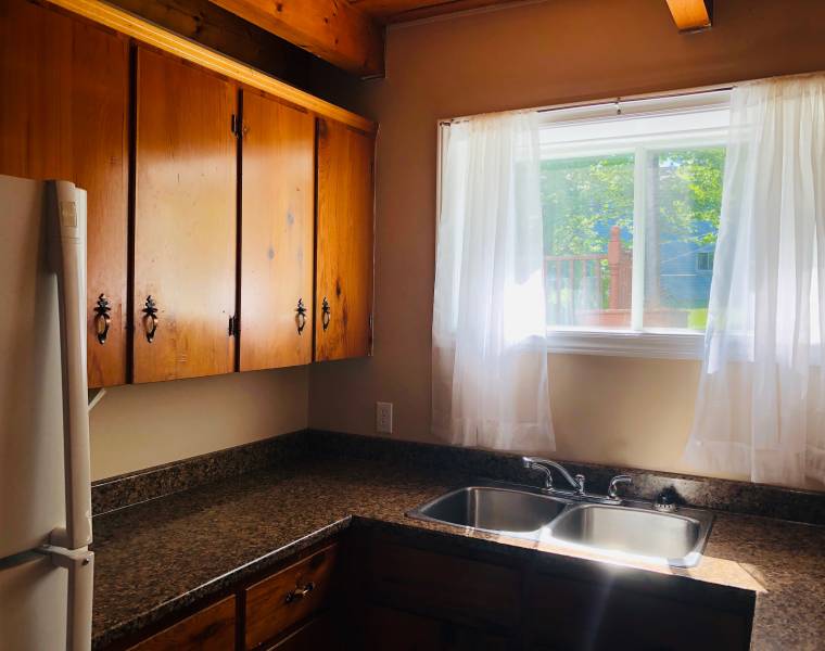29 Valkyrie Crescent, Dartmouth, Nova Scotia B2W 5B5 Canada
