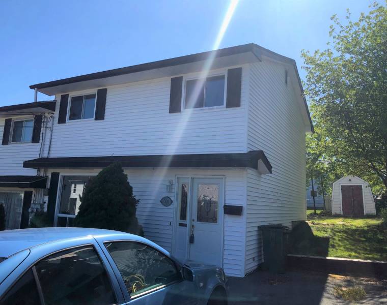 29 Valkyrie Crescent, Dartmouth, Nova Scotia B2W 5B5 Canada