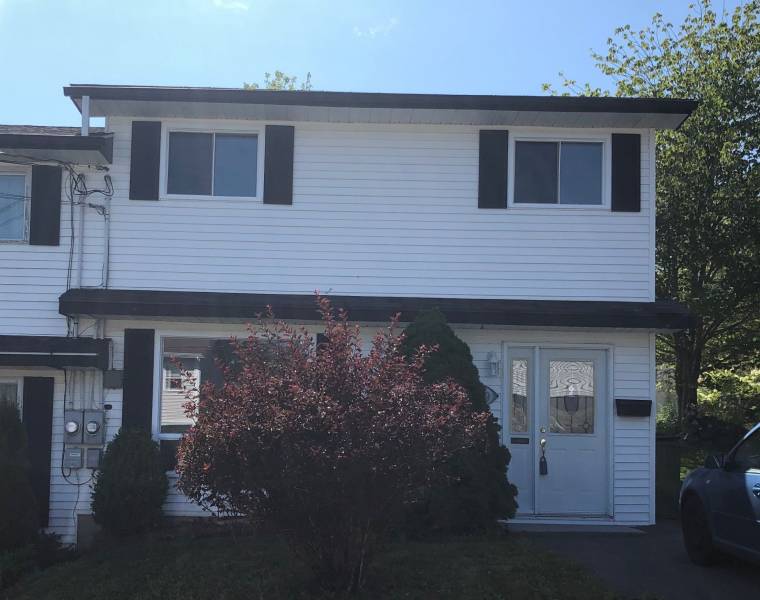 29 Valkyrie Crescent, Dartmouth, Nova Scotia B2W 5B5 Canada