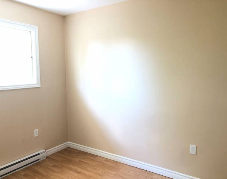29 Valkyrie Crescent, Dartmouth, Nova Scotia B2W 5B5 Canada