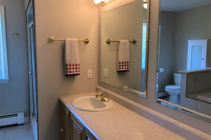 63 Castlewood Drive, Dartmouth, Nova Scotia B2V 2R3 Canada