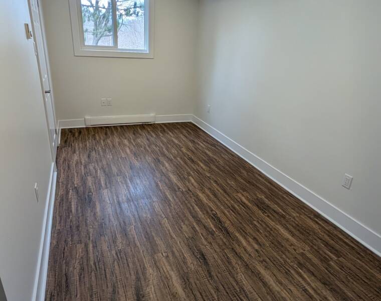 19 Oak Street, Dartmouth, Nova Scotia B3A 1Z1 Canada