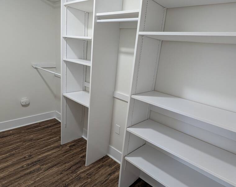 19 Oak Street, Dartmouth, Nova Scotia B3A 1Z1 Canada