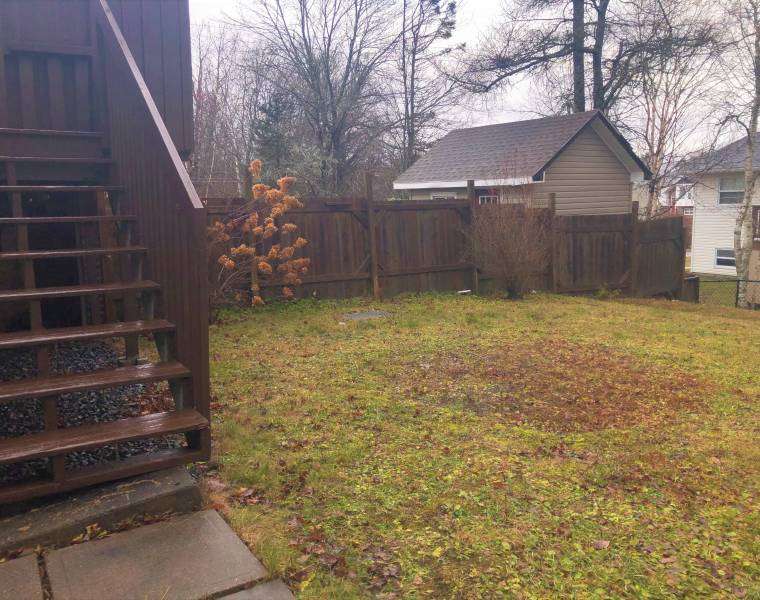 56 Sprucevale Drive, Timberlea, Nova Scotia B3T 1J9 Canada