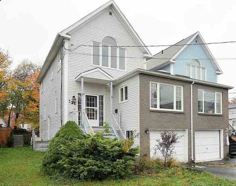 121 Silistria Drive, Cole Harbour, Nova Scotia B2W 6A7 Canada