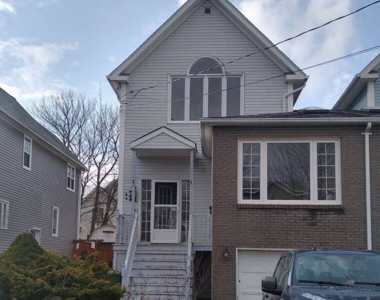 121 Silistria Drive, Cole Harbour, Nova Scotia B2W 6A7 Canada