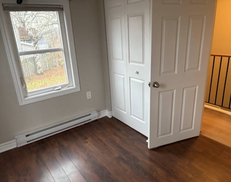 166 Windmill Road, Dartmouth, Nova Scotia B3A 1E6 Canada