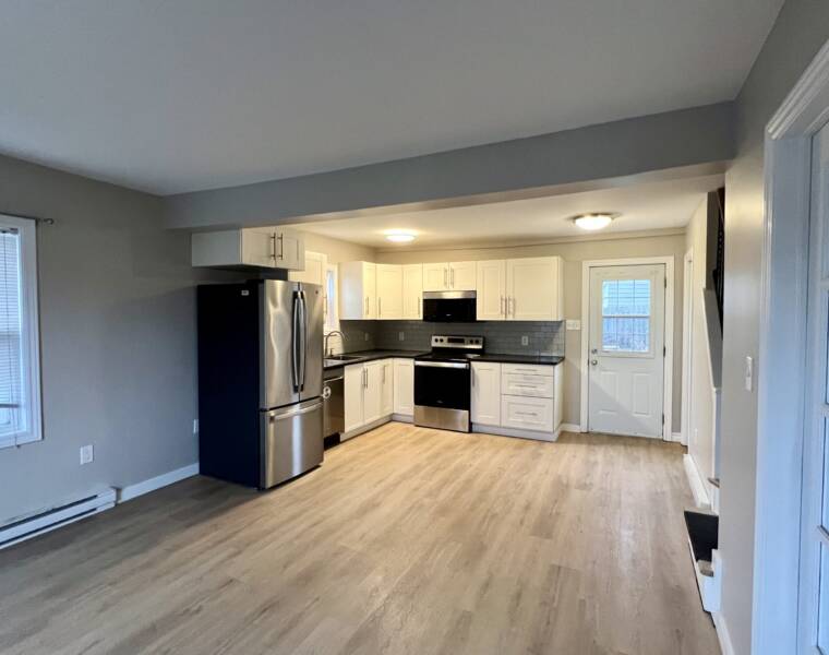 166 Windmill Road, Dartmouth, Nova Scotia B3A 1E6 Canada