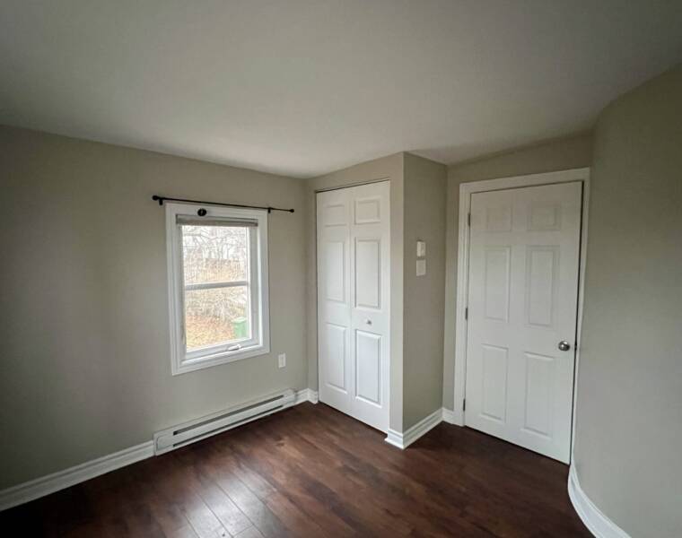 166 Windmill Road, Dartmouth, Nova Scotia B3A 1E6 Canada