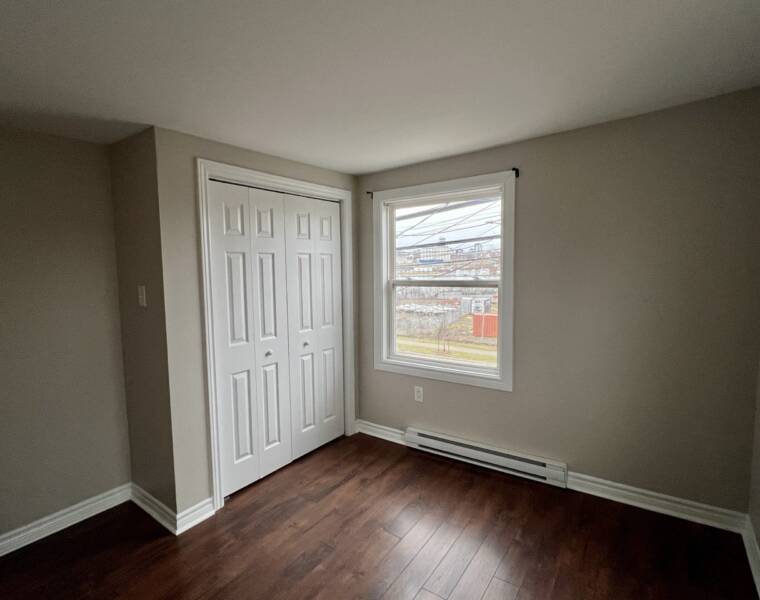 166 Windmill Road, Dartmouth, Nova Scotia B3A 1E6 Canada