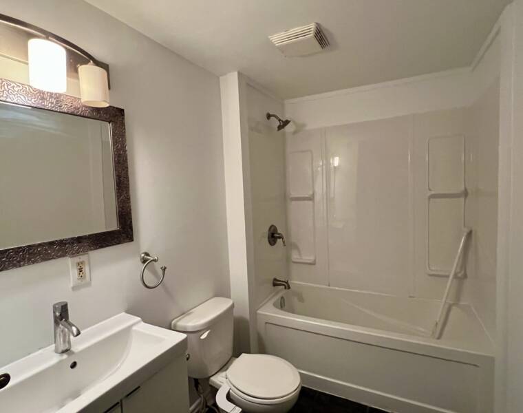 166 Windmill Road, Dartmouth, Nova Scotia B3A 1E6 Canada