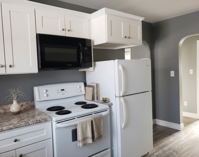 222 Victoria Road, Dartmouth, Nova Scotia B3A 1W5 Canada