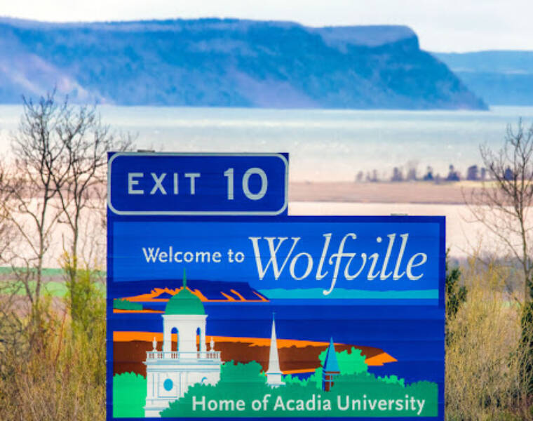 663 Main Street, Wolfville, Nova Scotia B4P 1G3 Canada