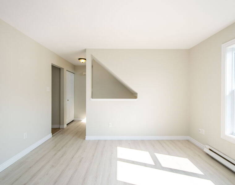 84 Pondicherry Crescent, Dartmouth, Nova Scotia B2W 5C5 Canada