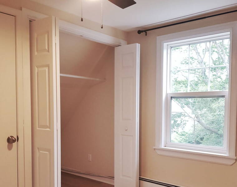 50 Victoria Road, Dartmouth, Nova Scotia B2Y 2V9 Canada